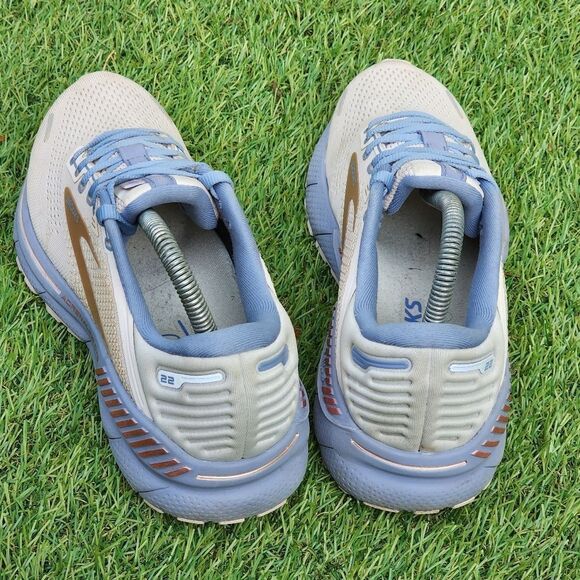 BROOKS ADRENALINE GTS 22 - Women's Athletic Shoes - SIZE 8.B - Picture 5 of 9